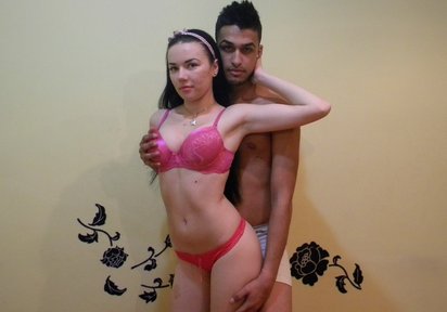 Sexcam Livegirl Lyvie+Tayler